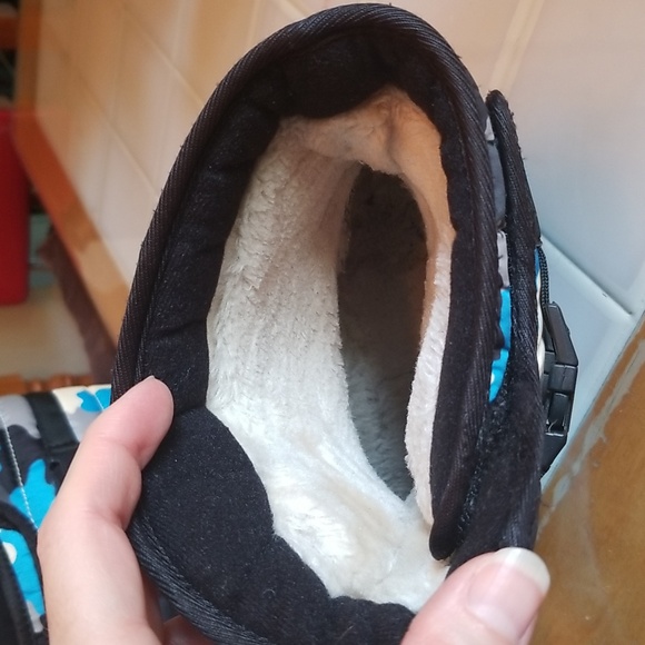 Gubarun Winter Boots Kids Size 5/6 - Picture 15 of 17